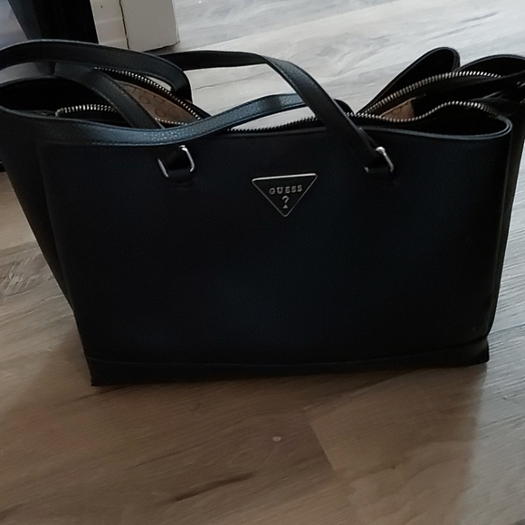 Guess Purse - Picture 2 of 3